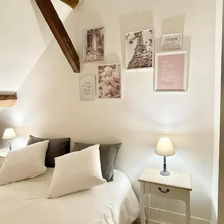 La Demeure Des Hotes 10 Minutes De Bed & Breakfast