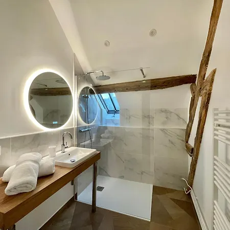 Oda ve Kahvaltı La Demeure Des Hotes 10 Minutes De Couilly-Pont-aux-Dames