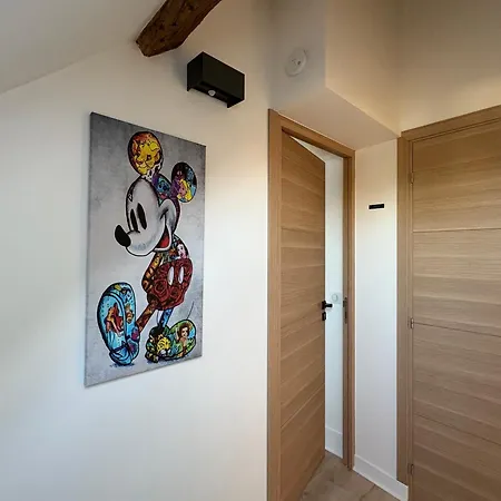 La Demeure Des Hotes 10 Minutes De Oda ve Kahvaltı 3*